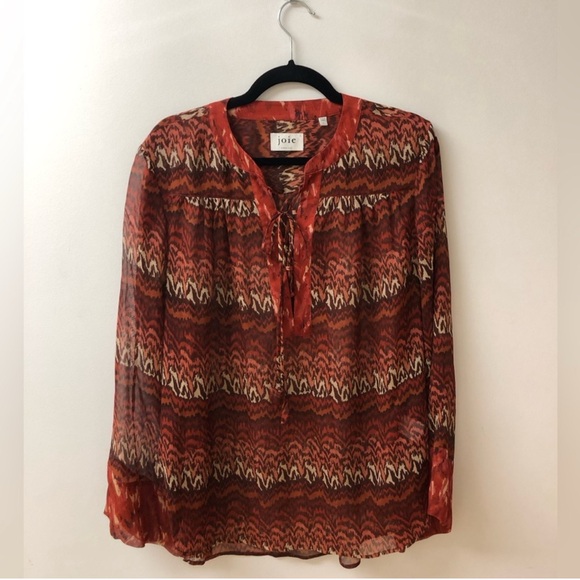 Joie bohemian 100% silk blouse. Slightly sheer, very feminine. Size M. - Picture 1 of 5